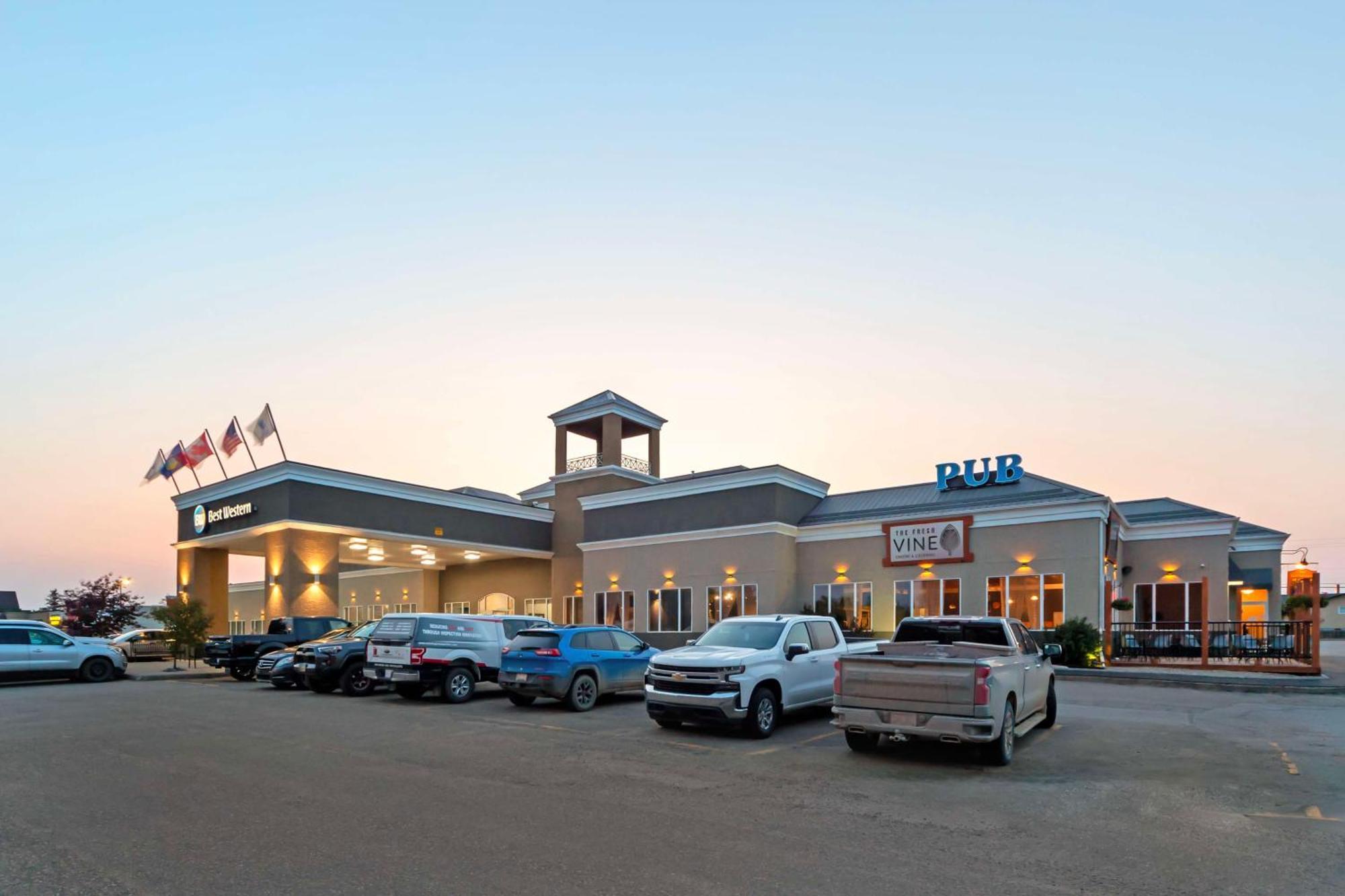 Best Western High Road Inn Edson Exterior foto